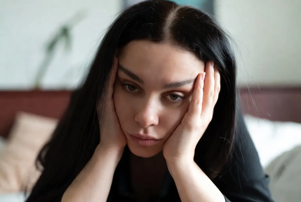 A woman with bipoar ii