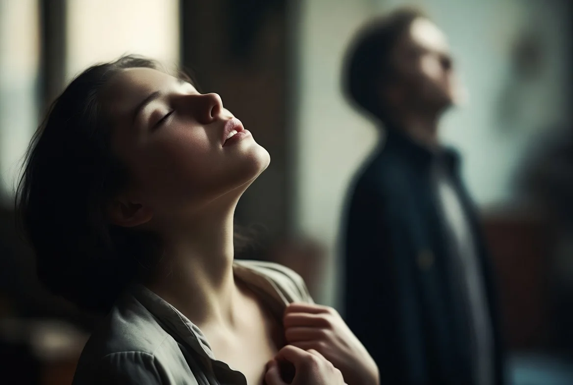 Hallucinations vs Delusions — Real-Life Examples